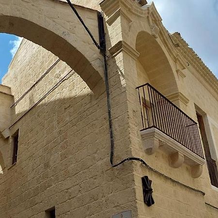 Residenza De Gemmis Hotel Altamura Bagian luar foto